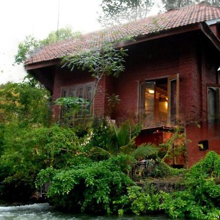 The Rippling Edge - River Front Property Karjat Extérieur photo