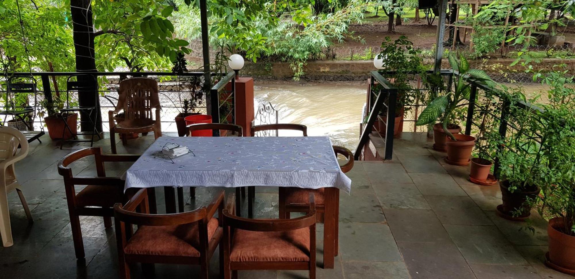 The Rippling Edge - River Front Property Karjat Extérieur photo