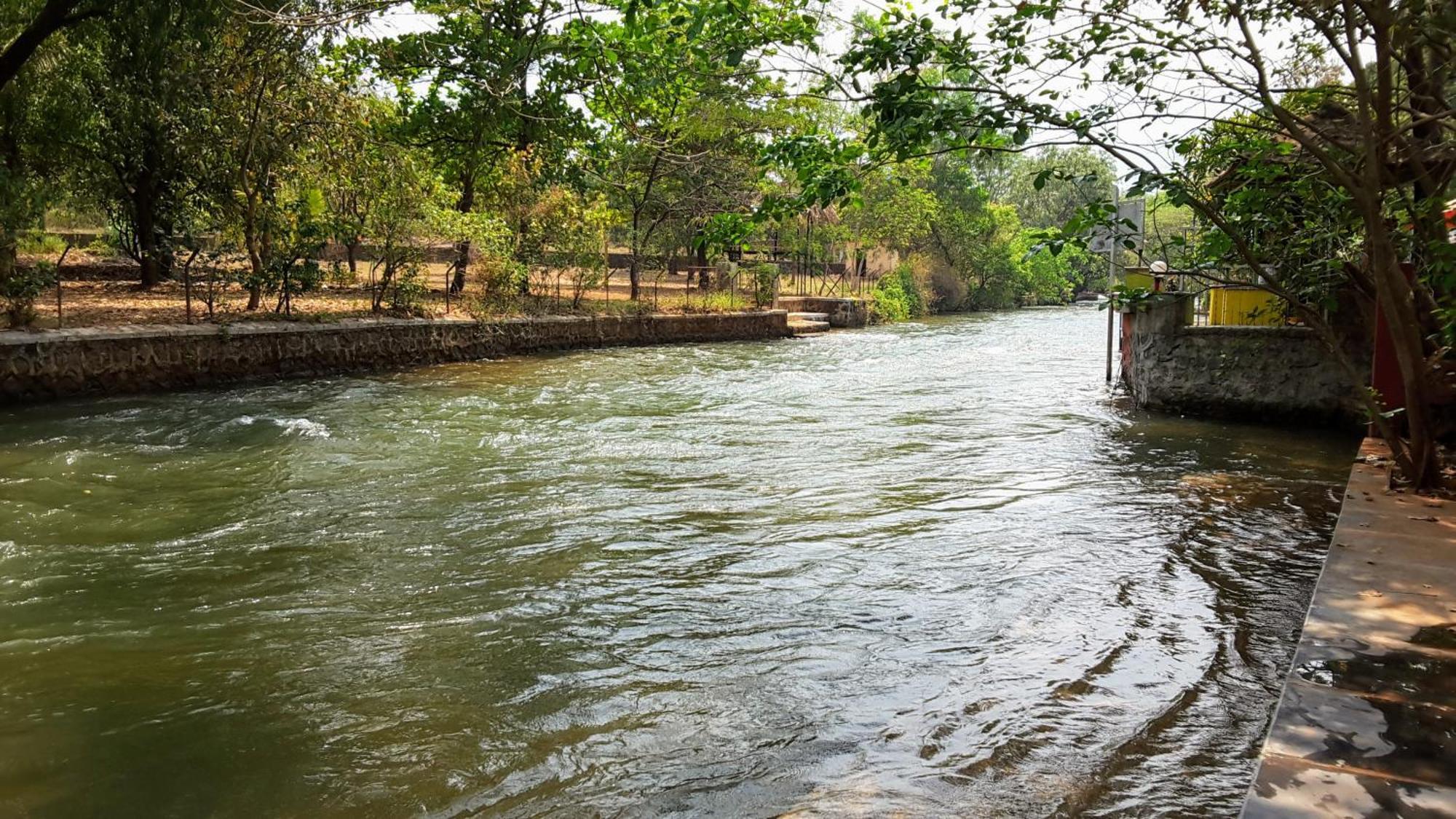 The Rippling Edge - River Front Property Karjat Extérieur photo