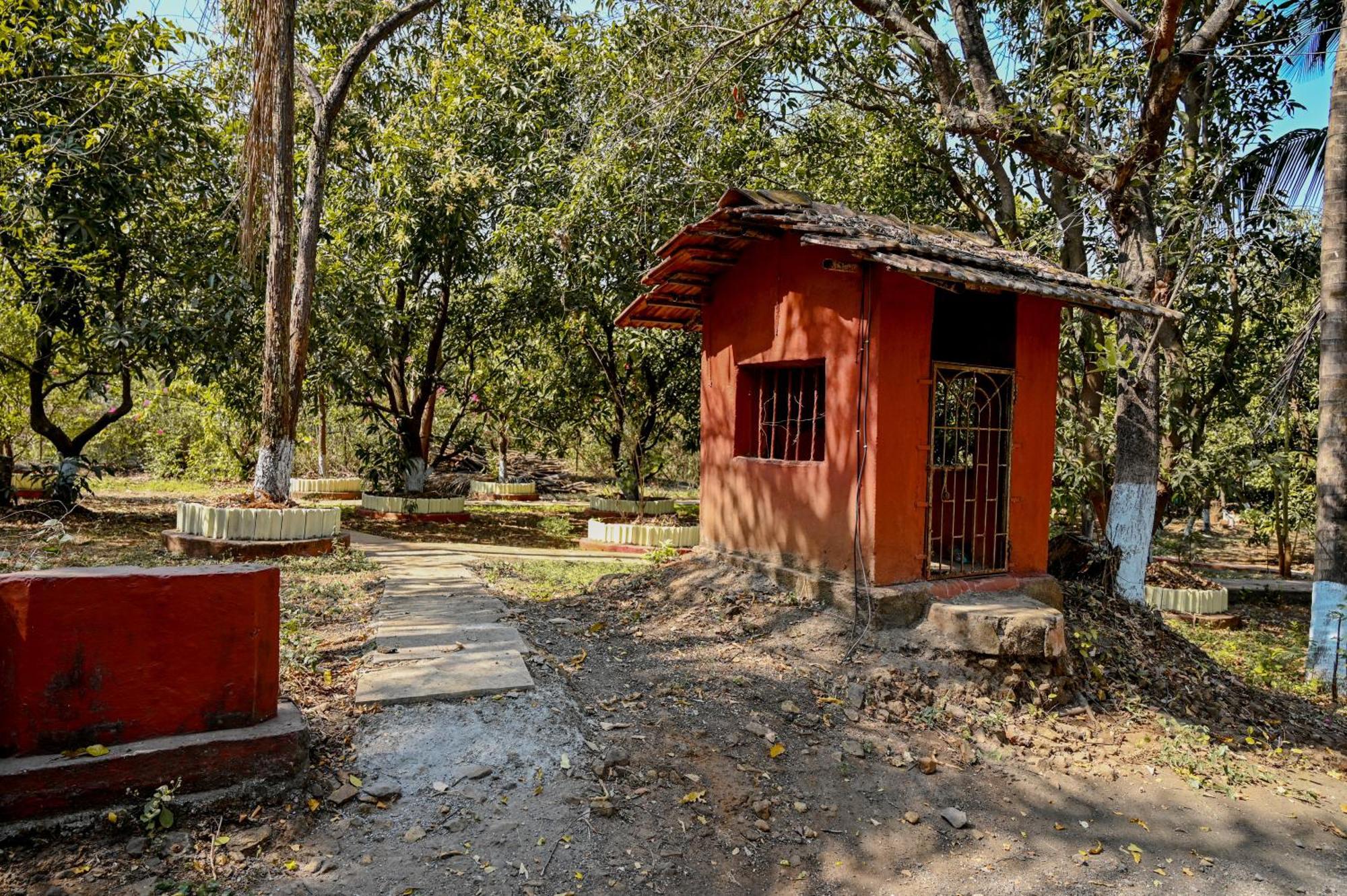 The Rippling Edge - River Front Property Karjat Extérieur photo